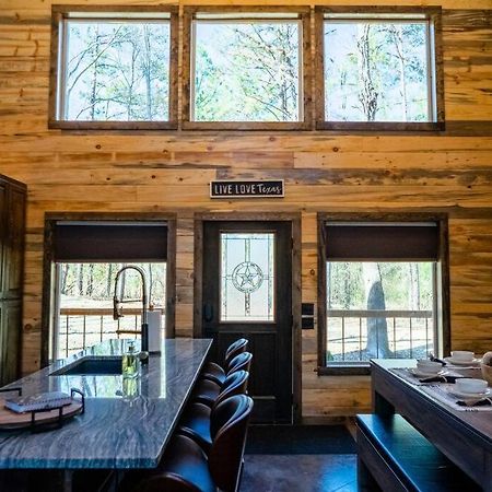The Big Tex Luxury Cabin Is Epic Broken Bow Ngoại thất bức ảnh