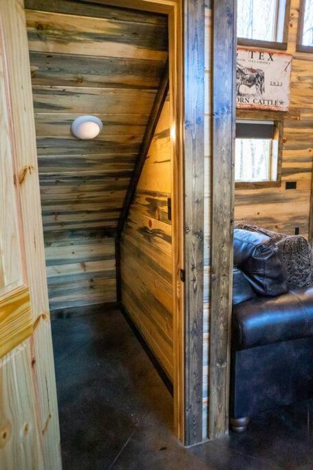The Big Tex Luxury Cabin Is Epic Broken Bow Ngoại thất bức ảnh